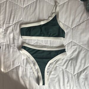 One-Shoulder Ribbed Bikini Set • Green with White Trim • Size S